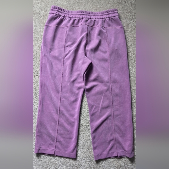 Lululemon Softstreme High Rise Cropped Pants Velvet Dust Size 12 - Picture 4 of 6